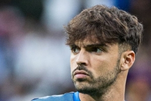 暗示亚马尔话太多？阿森西奥晒照庆祝胜利，搭配四个说话表情