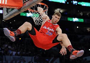 在巅峰期敢尝试隔扣文班吗？格里芬：1000%敢 可能被帽但总得尝试