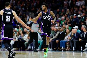 首发威重出江湖战老东家？施罗德&拉文出战成疑 蒙克个人原因缺席