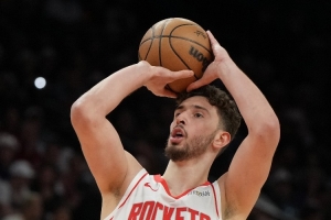 表现全面！申京14中6&罚球10中8拿到20分16篮板7助攻&填满数据栏